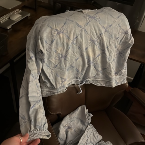 COPY - Love Shack Fancy x beach riot sweat set - Picture 3 of 7